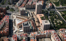 Aerial view of the complete 9 de Octubre administrative complex, consisting of four towers and a central star-shaped building.